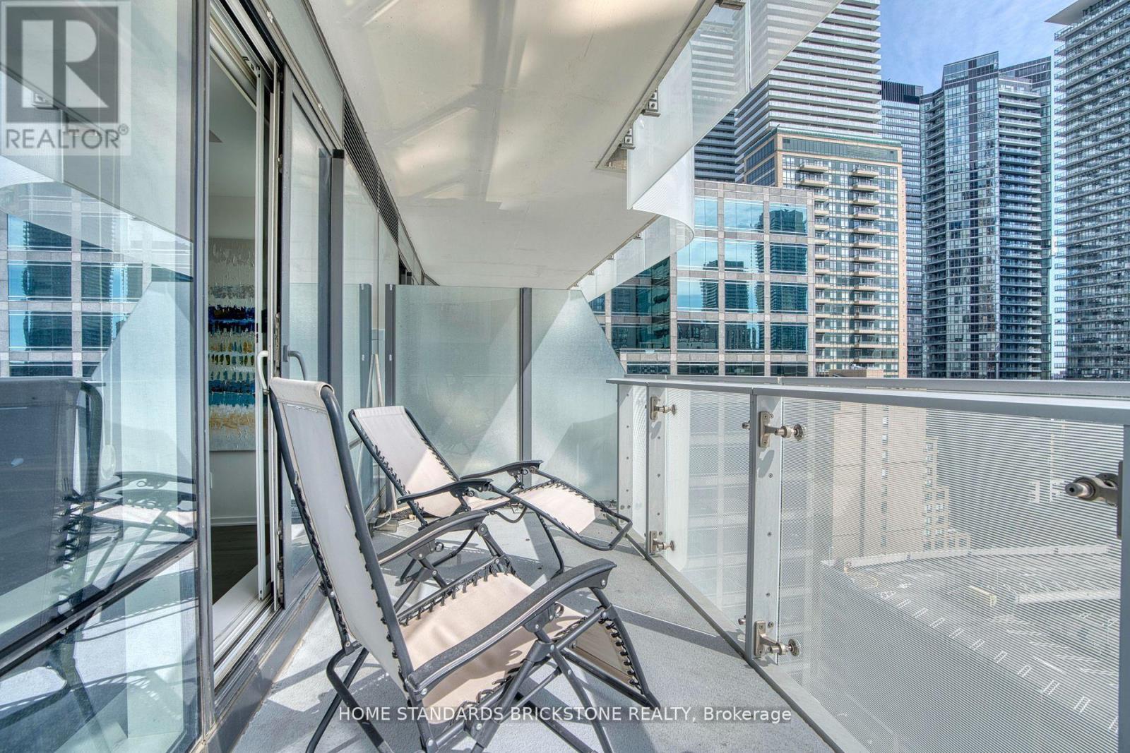 1306 - 1 Bloor Street E, Toronto, Ontario  M4W 0A8 - Photo 19 - C12462578