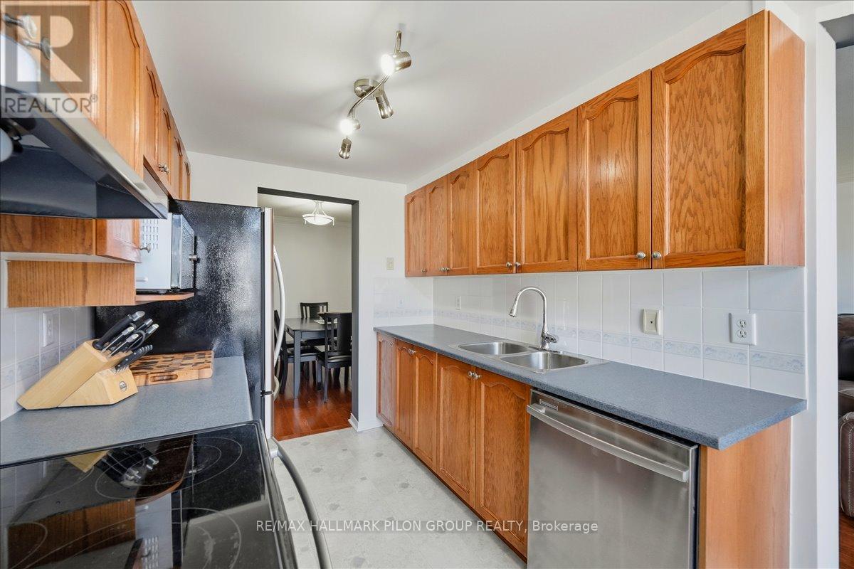 2135 Assomption Street, Ottawa, Ontario  K4A 4J9 - Photo 7 - X12462602