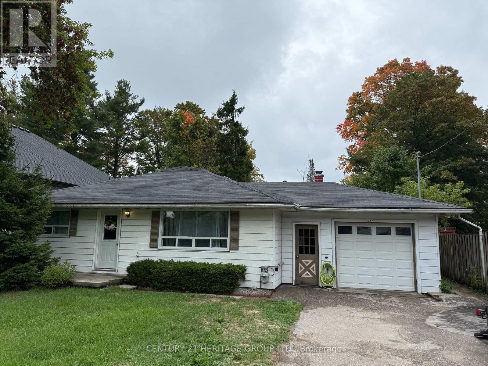 2047 INGLEWOOD DRIVE, Innisfil, Ontario