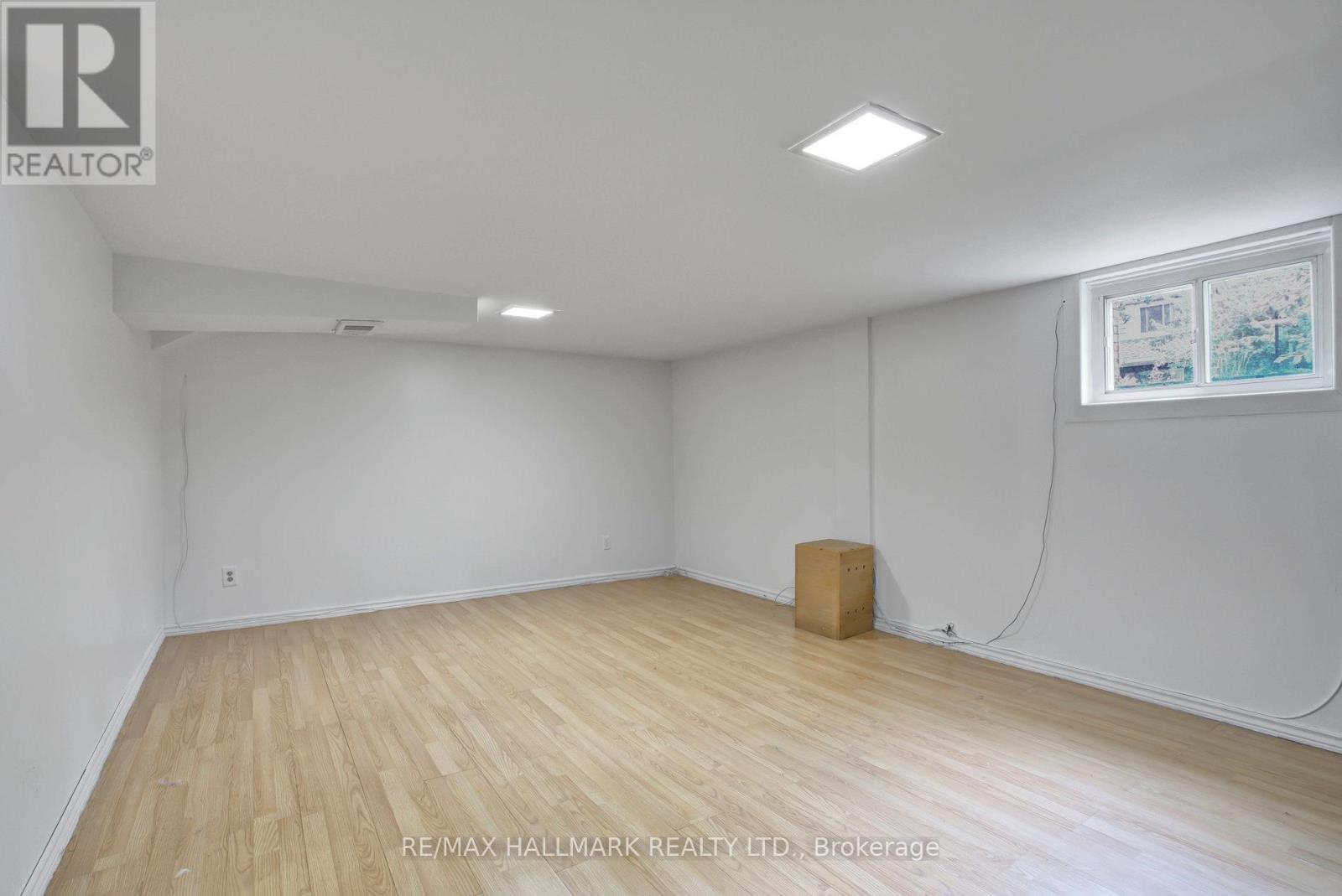 9 Costain Avenue, Toronto, Ontario  M4E 2G7 - Photo 17 - E12462492