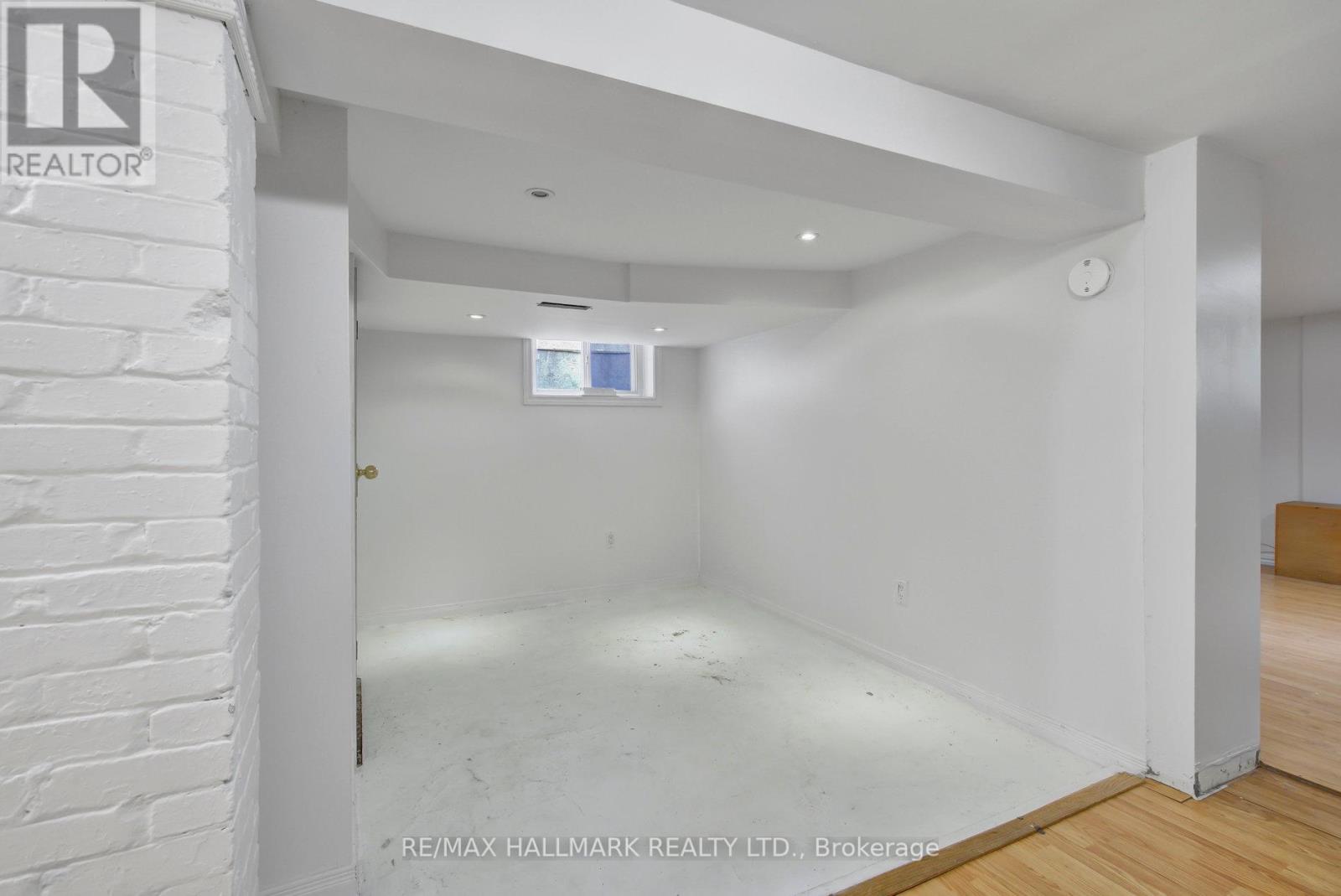 9 Costain Avenue, Toronto, Ontario  M4E 2G7 - Photo 22 - E12462492