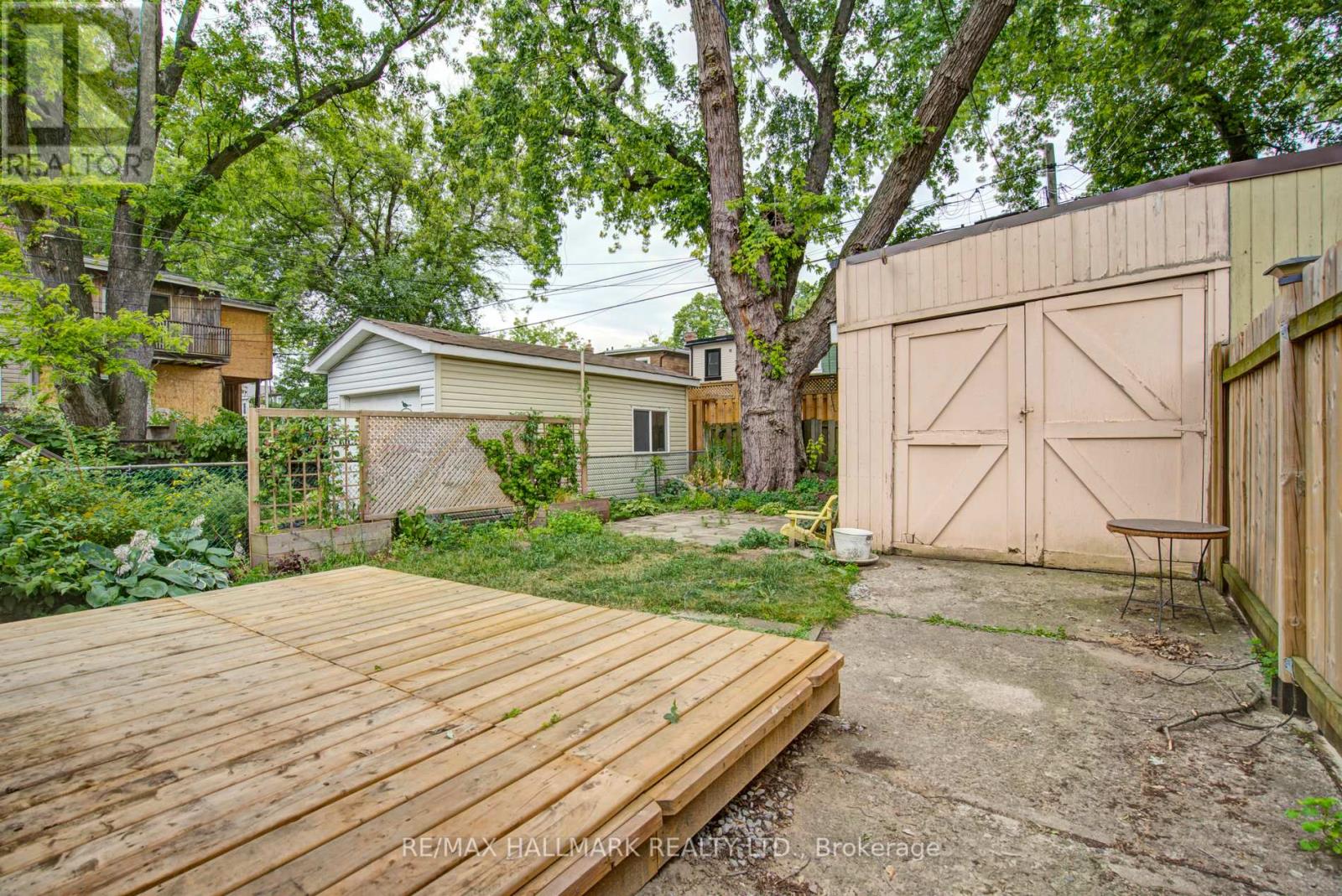 9 Costain Avenue, Toronto, Ontario  M4E 2G7 - Photo 31 - E12462492