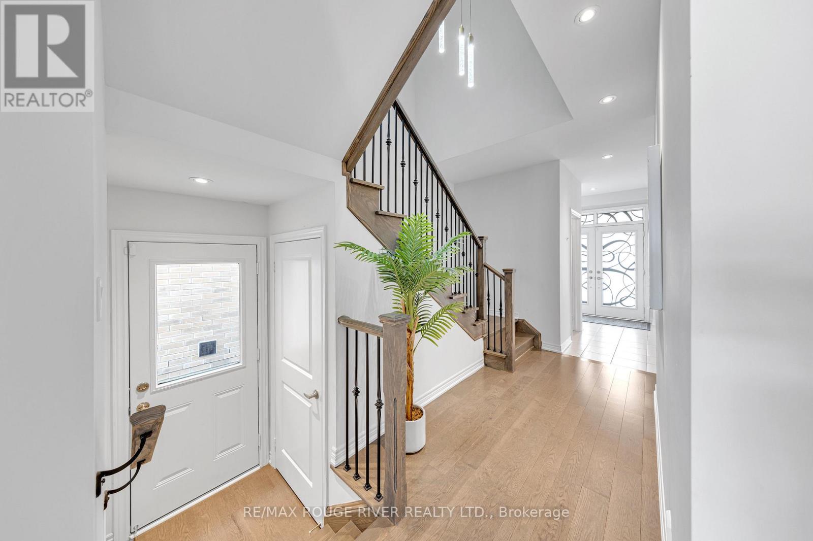 21 Priory Drive, Whitby, Ontario  L1P 0K9 - Photo 19 - E12462544