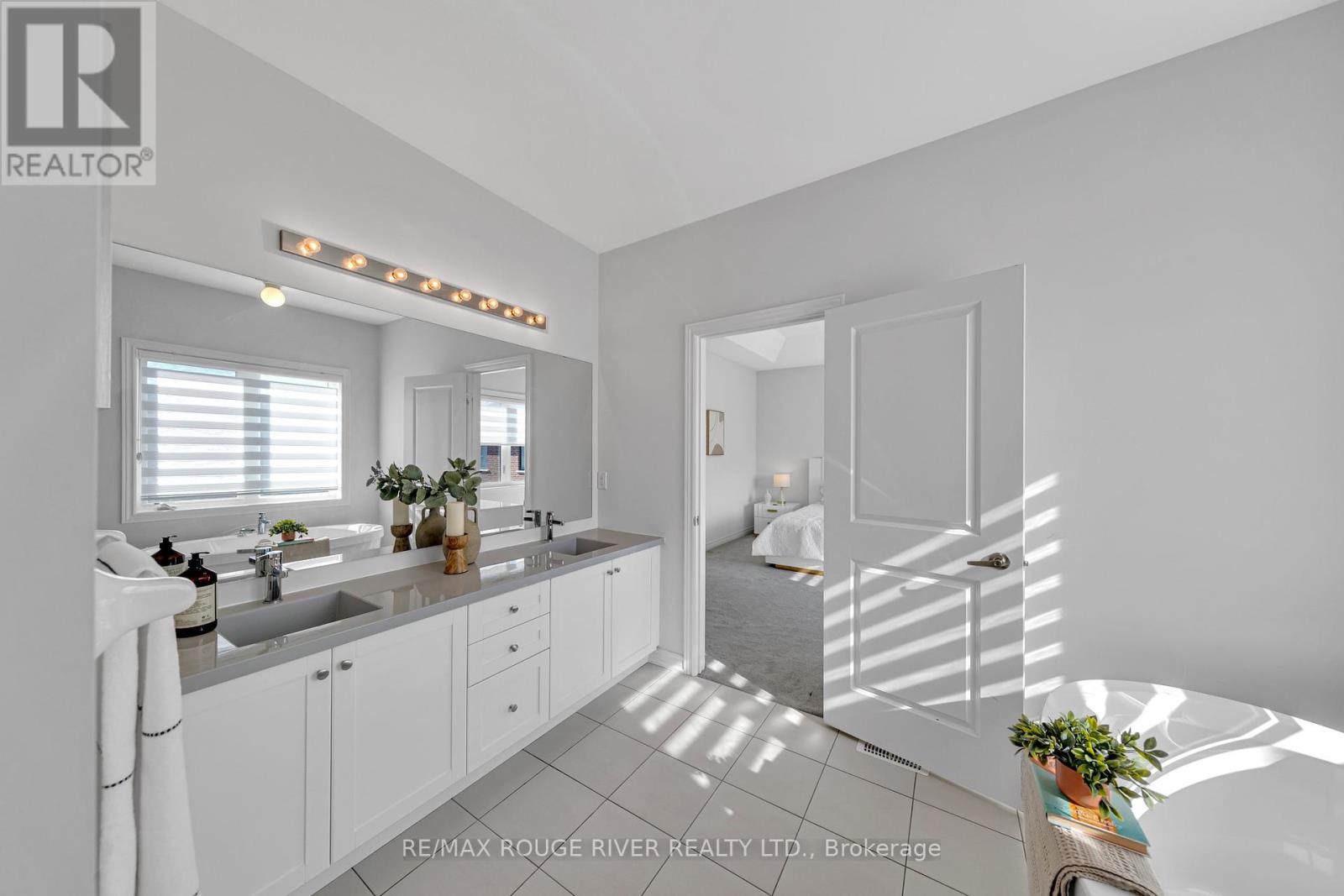 21 Priory Drive, Whitby, Ontario  L1P 0K9 - Photo 24 - E12462544