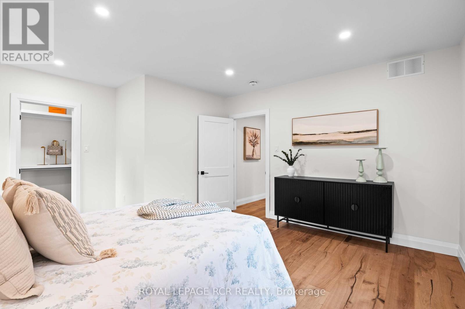349 Smith Street, Wellington North, Ontario  N0G 1A0 - Photo 32 - X12412688