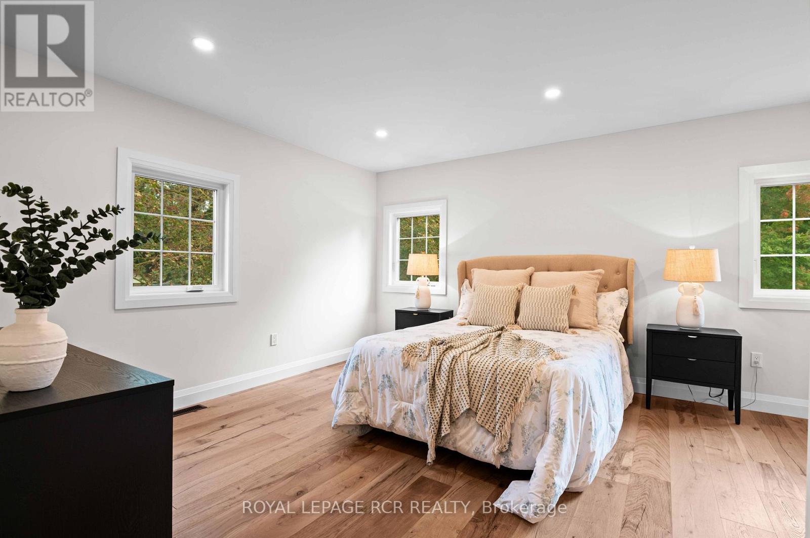 349 Smith Street, Wellington North, Ontario  N0G 1A0 - Photo 30 - X12412688