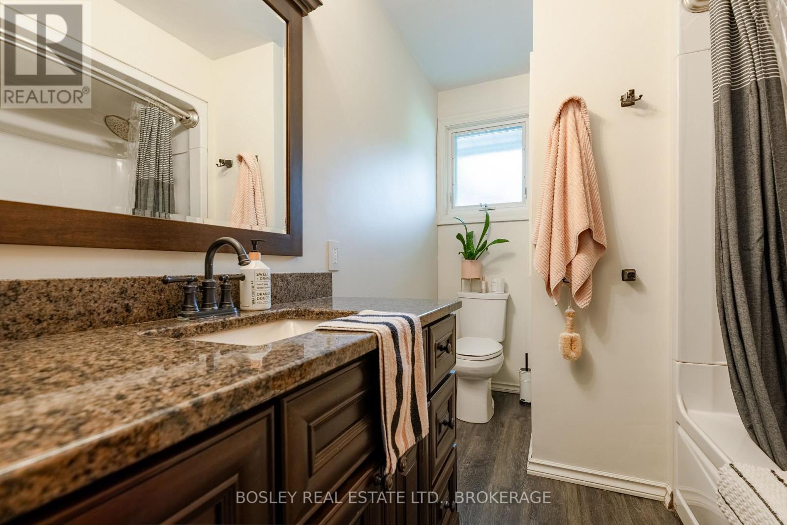 60 Royal Manor Drive, St. Catharines, Ontario  L2M 4L6 - Photo 15 - X12462741