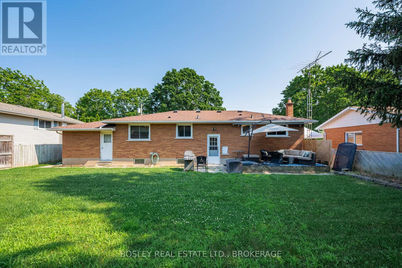 60 Royal Manor Drive, St. Catharines, Ontario  L2M 4L6 - Photo 27 - X12462741