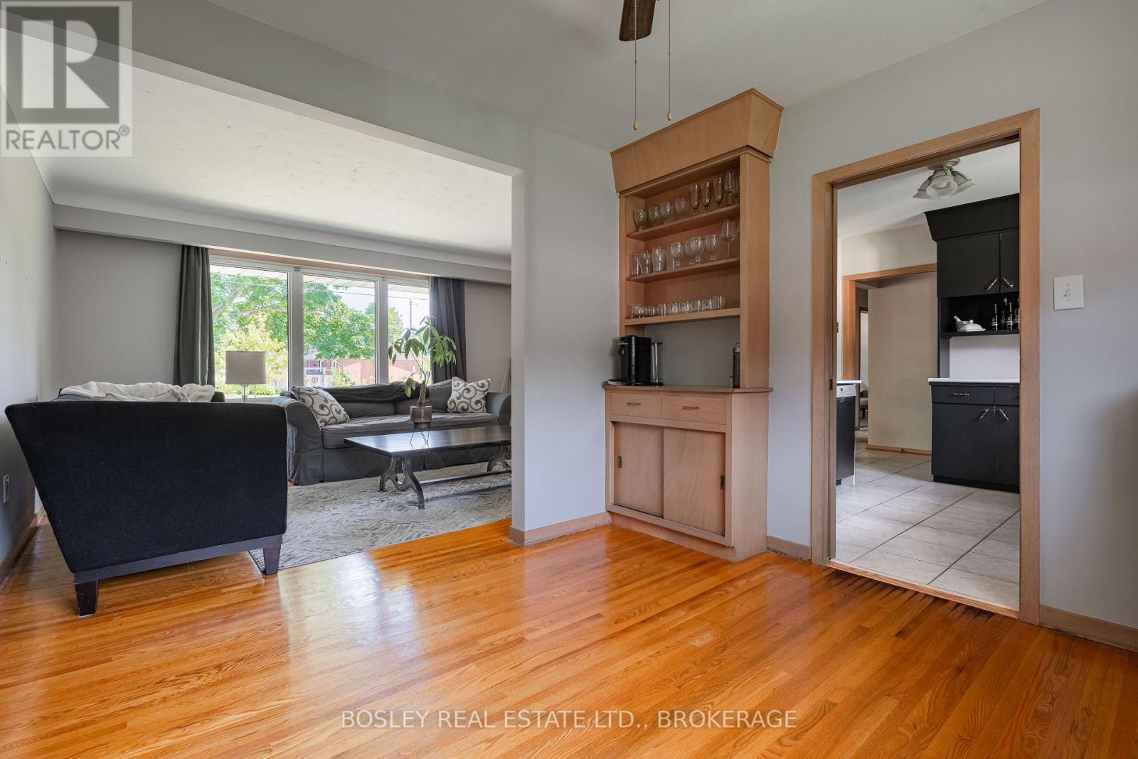 60 Royal Manor Drive, St. Catharines, Ontario  L2M 4L6 - Photo 8 - X12462741