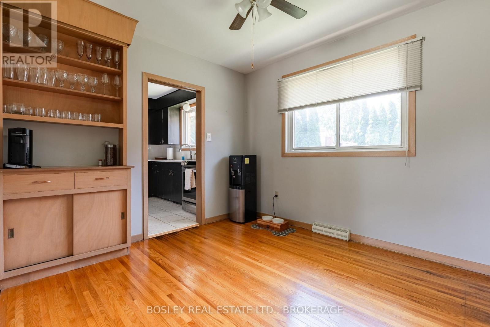 60 Royal Manor Drive, St. Catharines, Ontario  L2M 4L6 - Photo 9 - X12462741