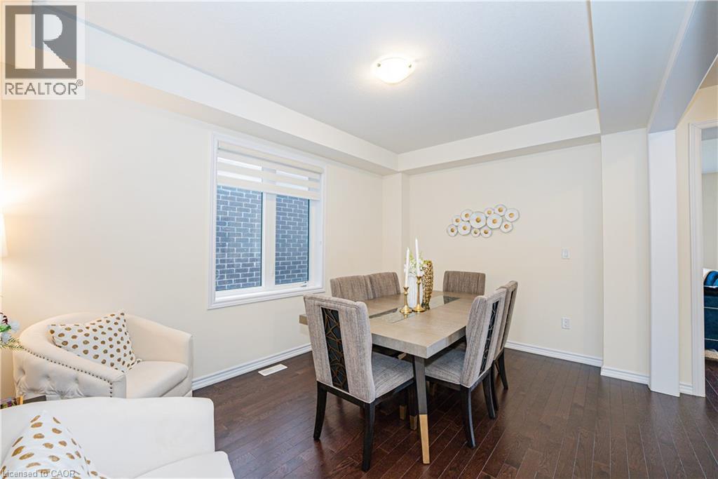22 Oaktree Drive, Caledonia, Ontario  N3W 0E6 - Photo 6 - 40779238