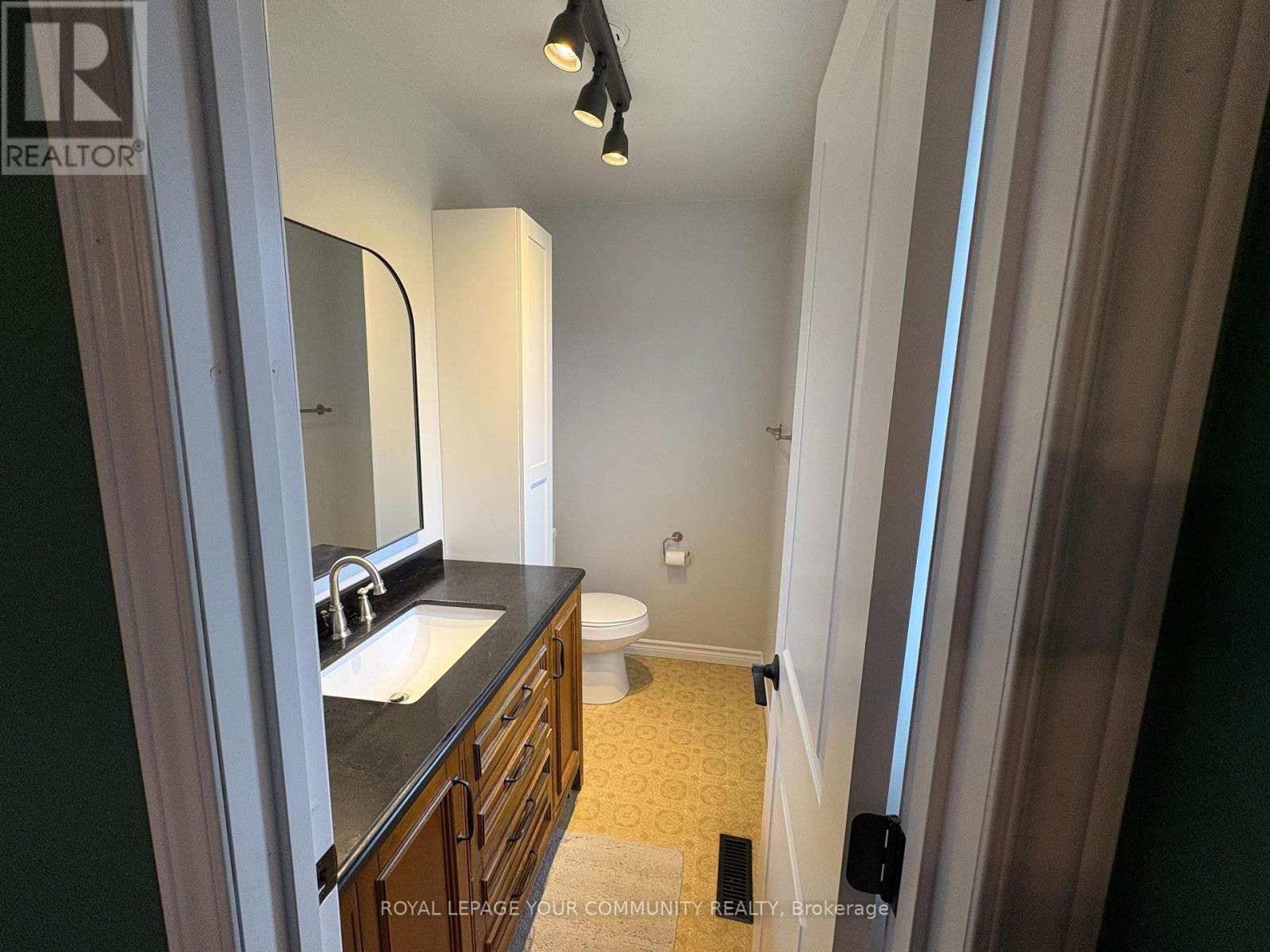 370 Erin Trail, Newmarket, Ontario  L3Y 6K1 - Photo 31 - N12462514