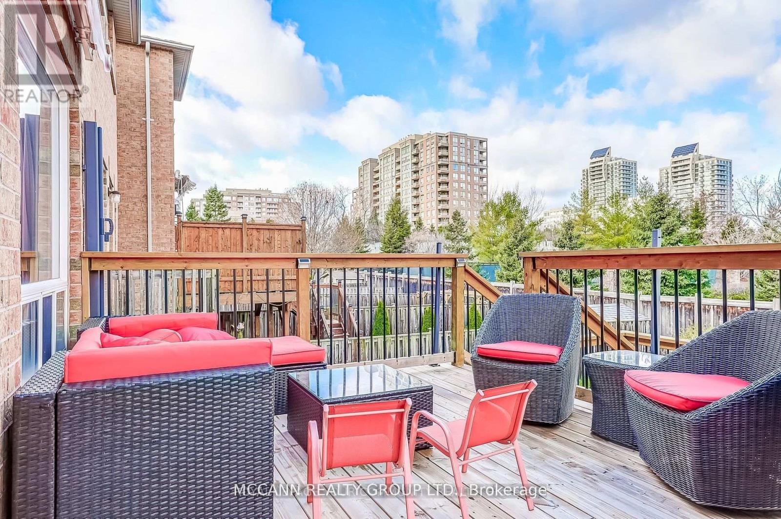 93 Revelstoke Crescent, Richmond Hill, Ontario  L4B 4T4 - Photo 30 - N12462518