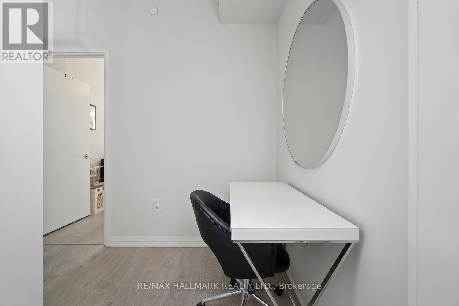 729 - 99 Eagle Rock Way, Vaughan, Ontario  L6A 5A7 - Photo 13 - N12462565
