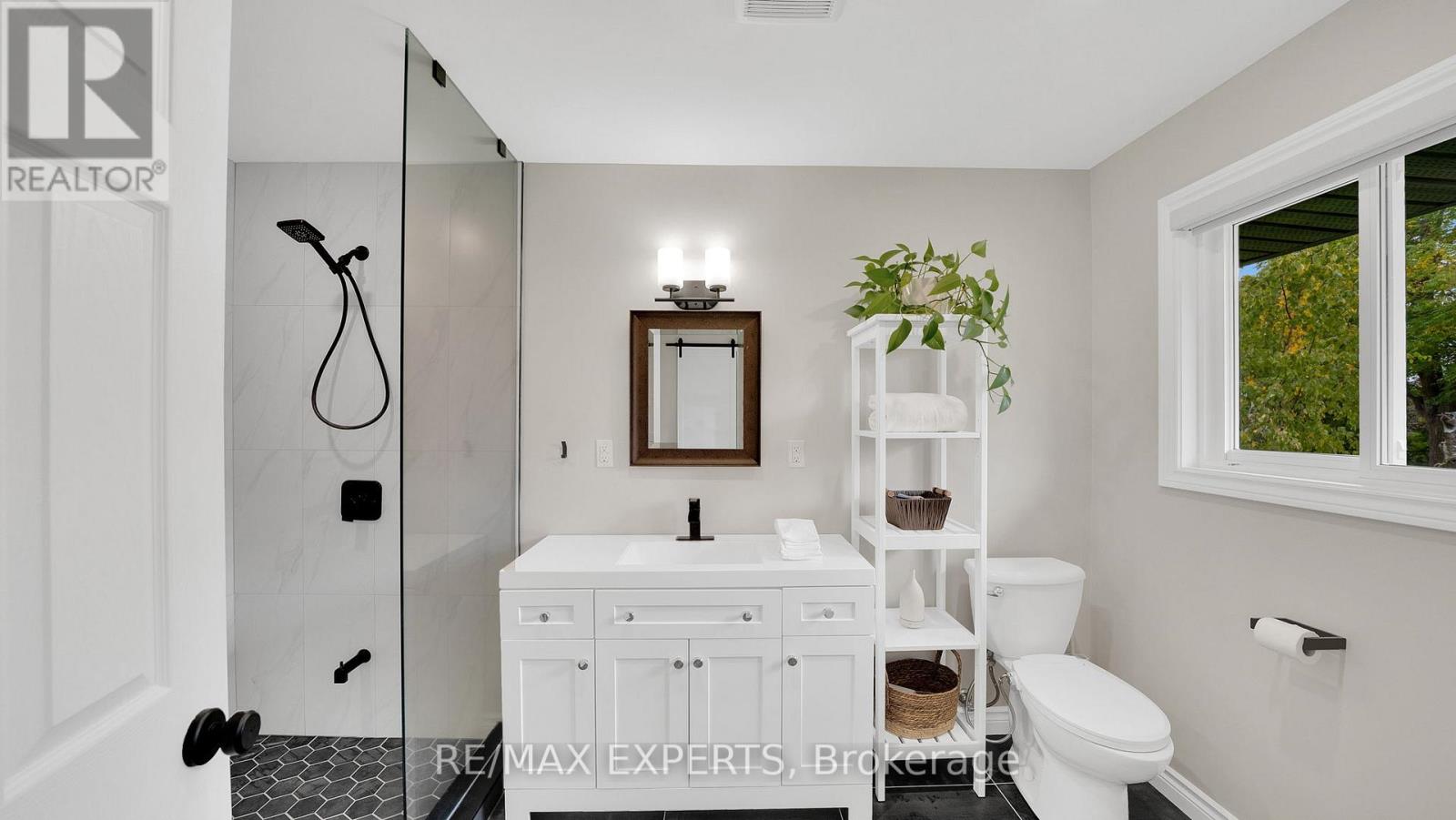 26 Wellar Avenue, King, Ontario  L0G 1N0 - Photo 19 - N12462588