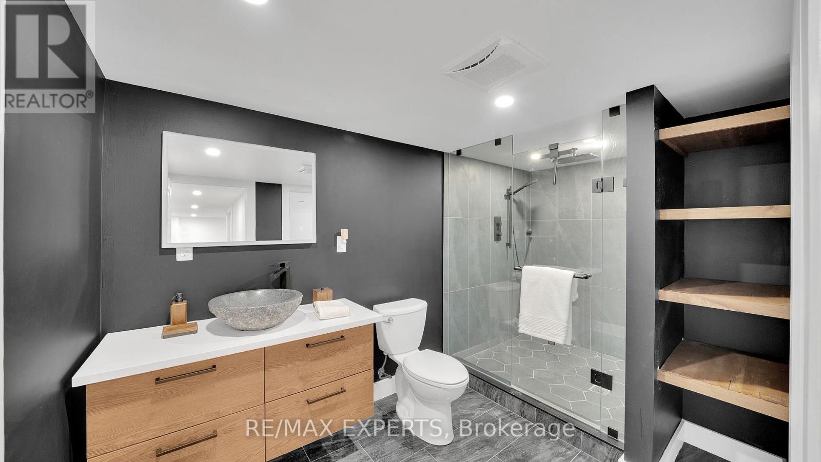 26 Wellar Avenue, King, Ontario  L0G 1N0 - Photo 34 - N12462588