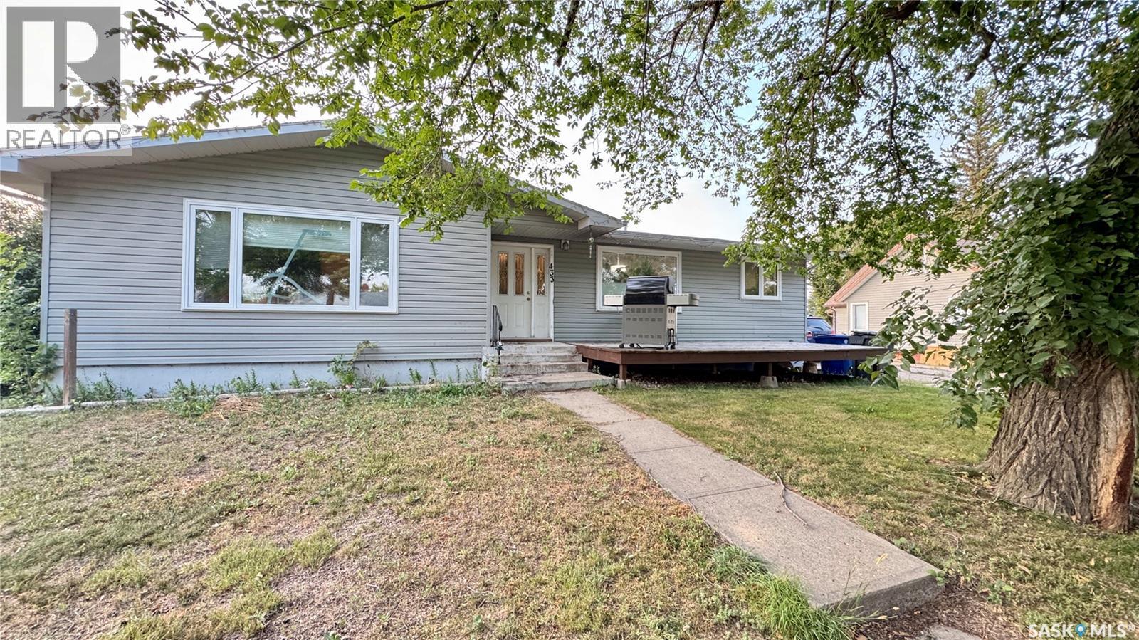433 Garfield Street, Davidson, Saskatchewan  S0G 1A0 - Photo 2 - SK018827