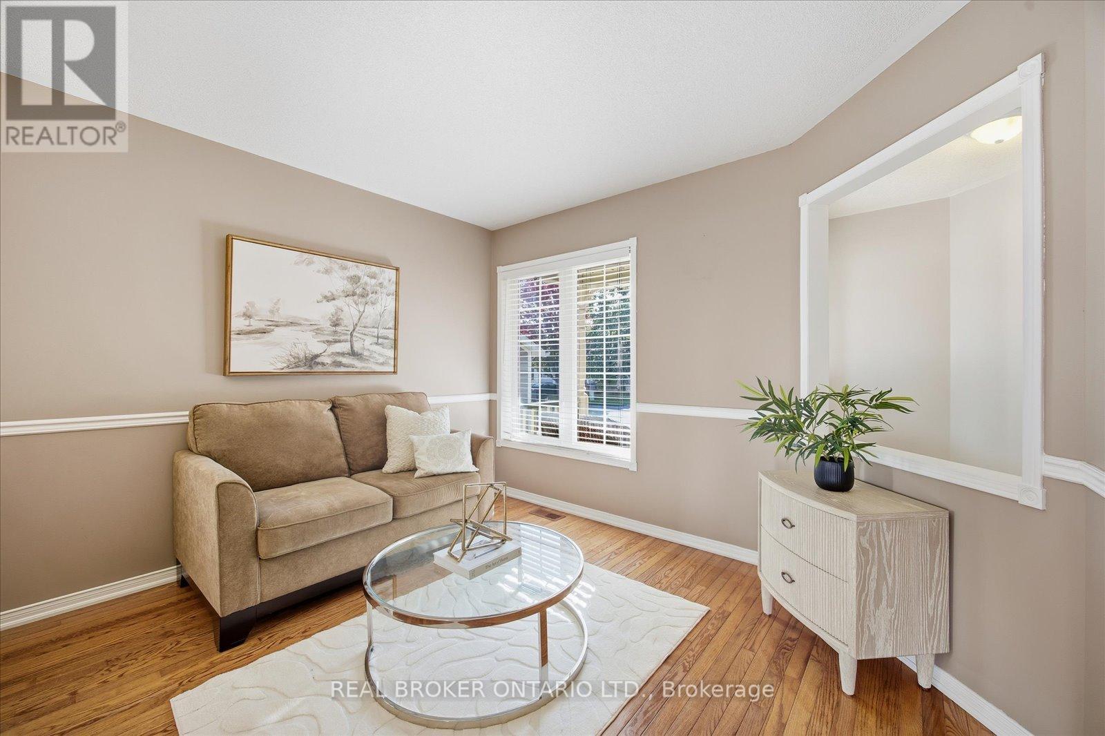61 Aster Crescent, Whitby, Ontario  L1M 1J8 - Photo 5 - E12462642