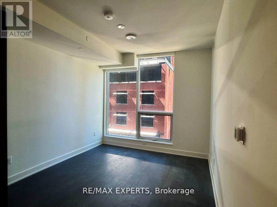716 - 15 Mercer Street, Toronto, Ontario  M5V 1H2 - Photo 5 - C12462582