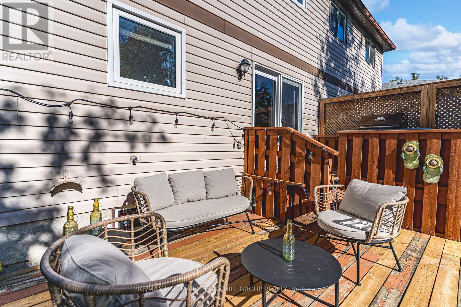 51 Robin Court, Barrie, Ontario  L4M 5L9 - Photo 10 - S12462575