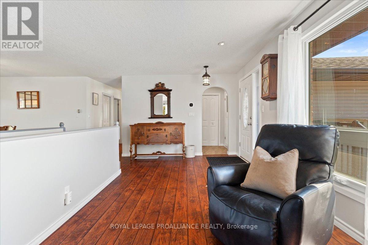 558 Aikins Road, Quinte West, Ontario  K8N 4Z2 - Photo 28 - X12462657