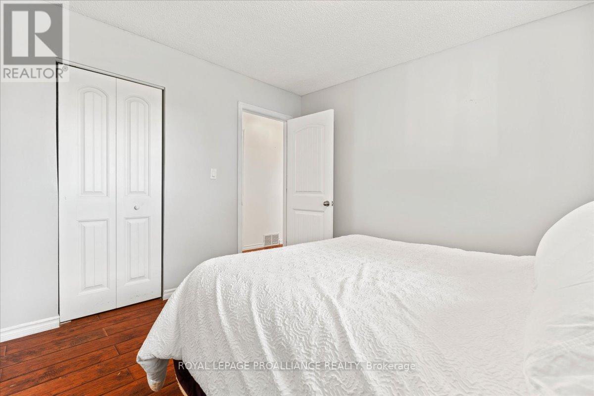 558 Aikins Road, Quinte West, Ontario  K8N 4Z2 - Photo 7 - X12462657