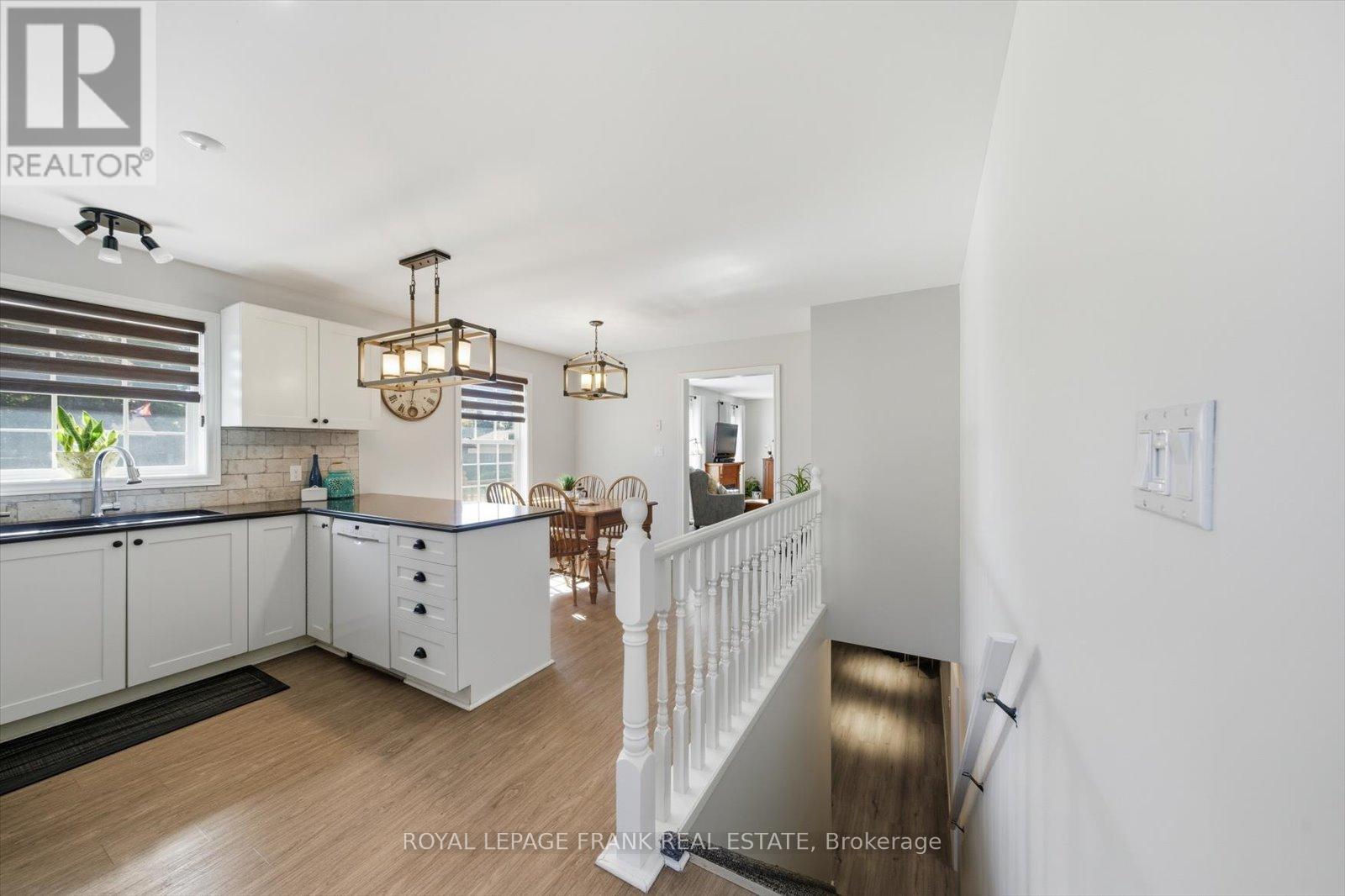 34 Riverview Road, Kawartha Lakes, Ontario  K9V 1B3 - Photo 17 - X12462703