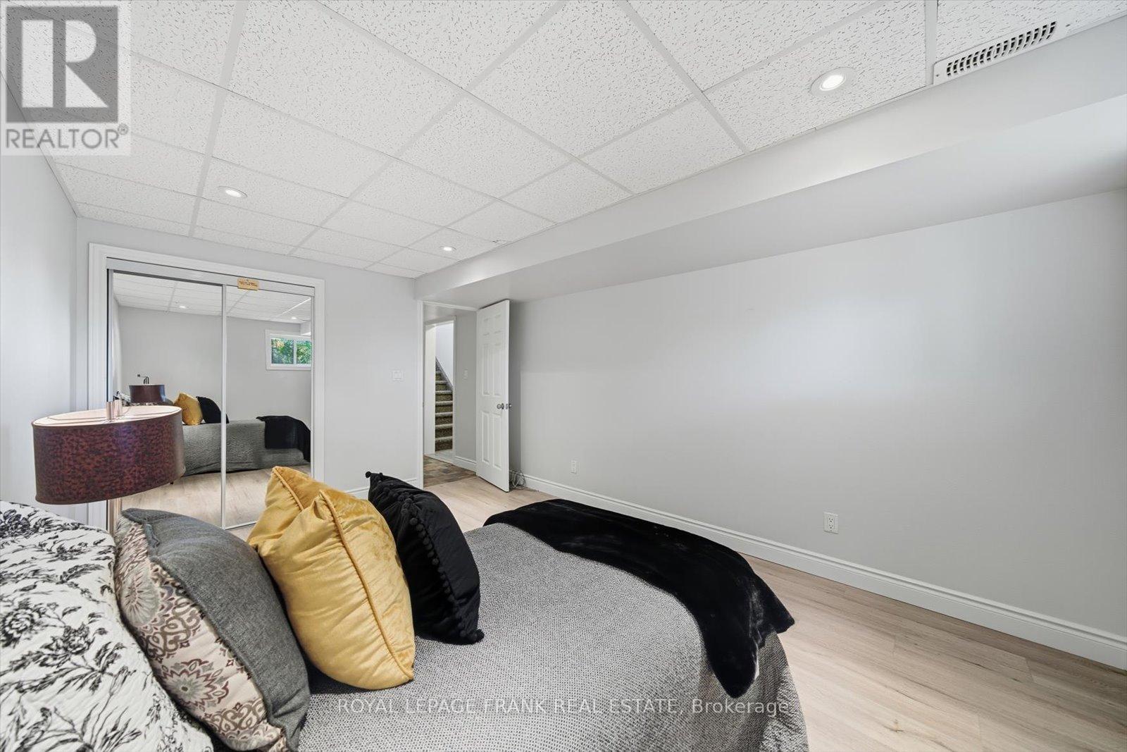 34 Riverview Road, Kawartha Lakes, Ontario  K9V 1B3 - Photo 32 - X12462703