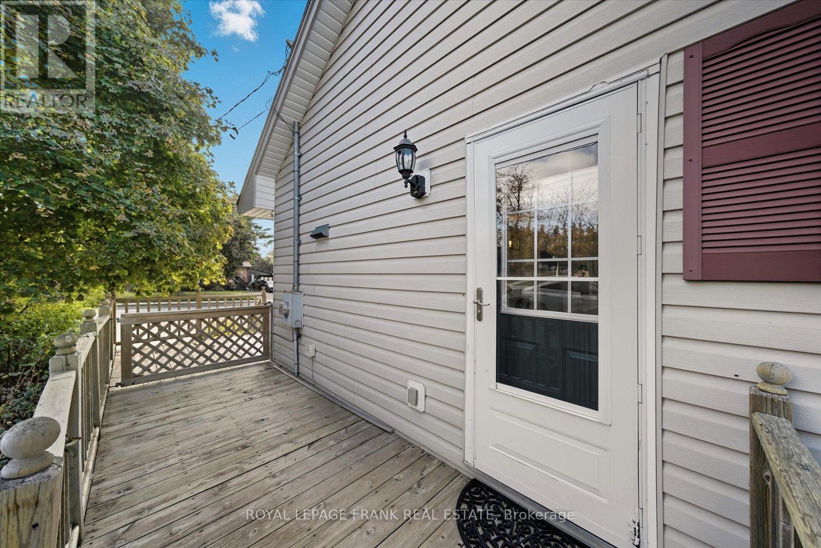 34 Riverview Road, Kawartha Lakes, Ontario  K9V 1B3 - Photo 37 - X12462703