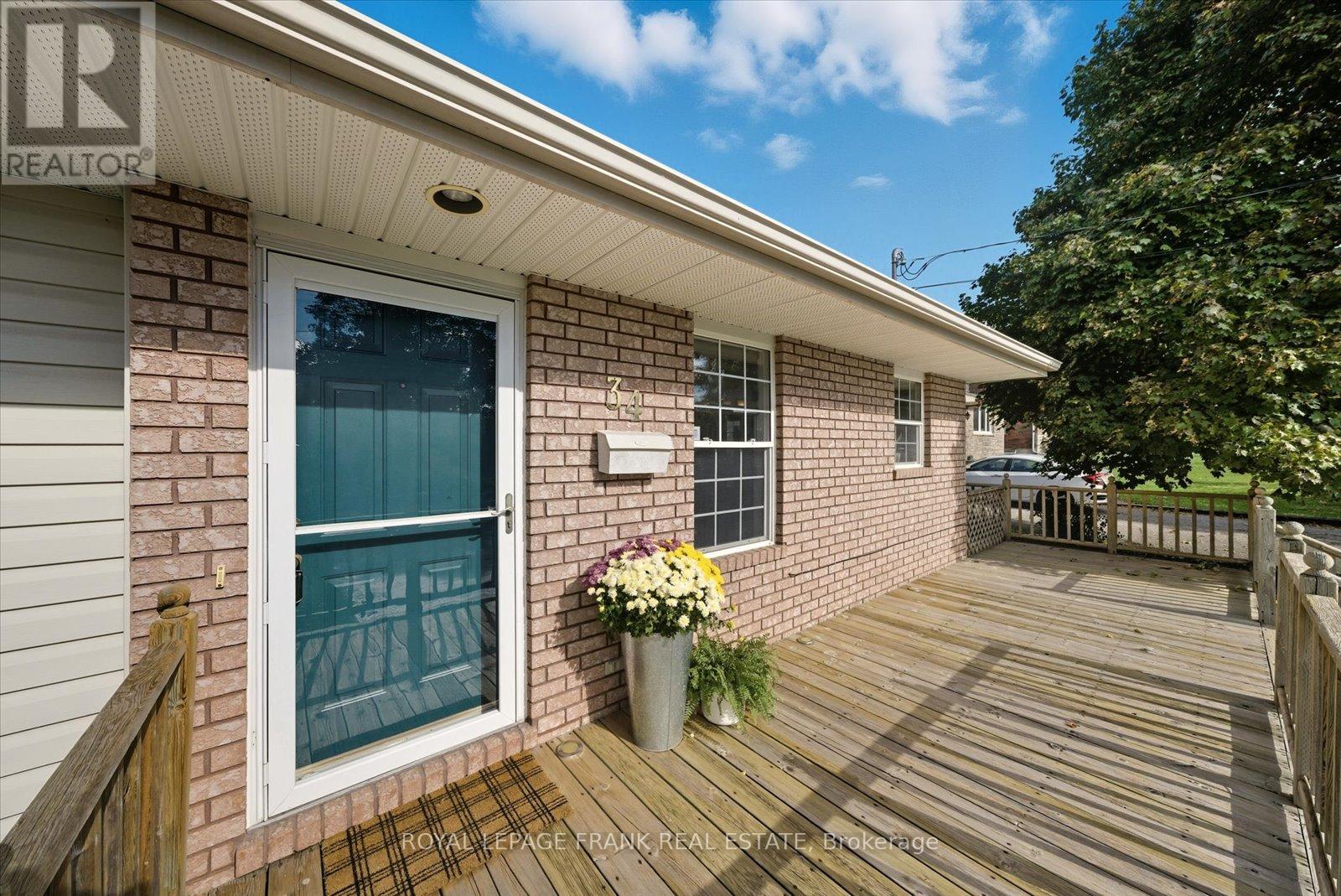 34 Riverview Road, Kawartha Lakes, Ontario  K9V 1B3 - Photo 5 - X12462703