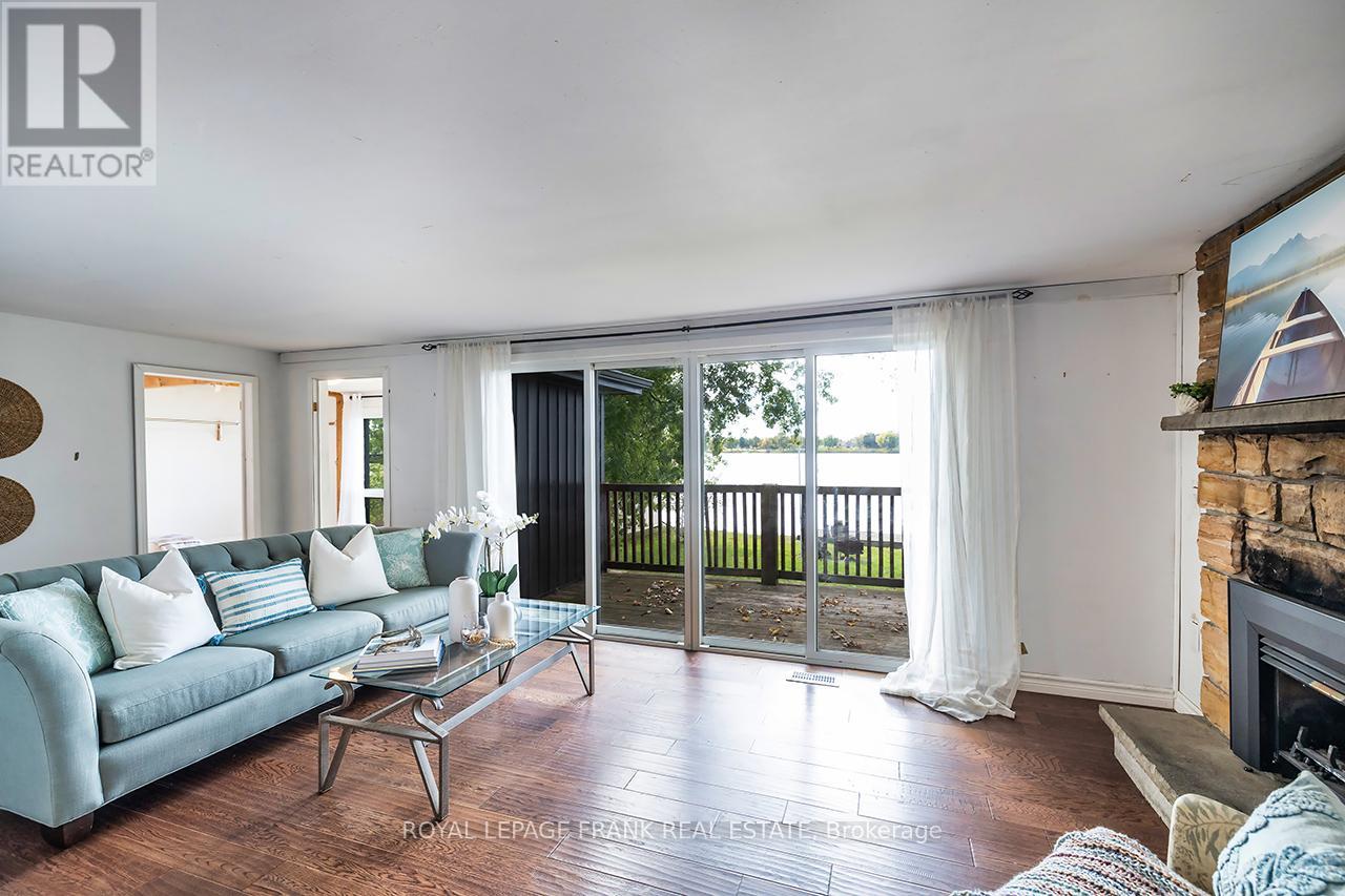 119 Oakdene Crescent, Kawartha Lakes, Ontario  K0M 2C0 - Photo 11 - X12462740
