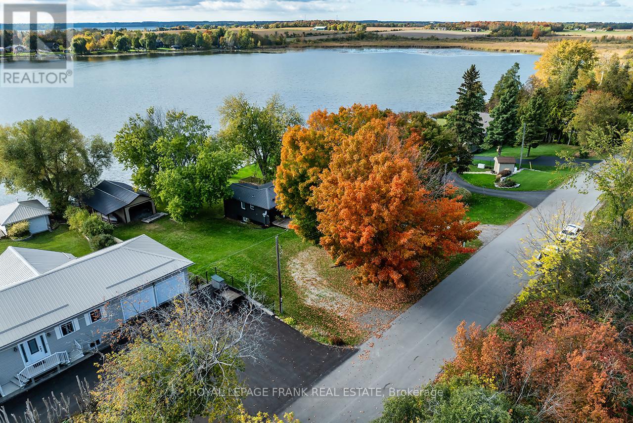 119 Oakdene Crescent, Kawartha Lakes, Ontario  K0M 2C0 - Photo 34 - X12462740