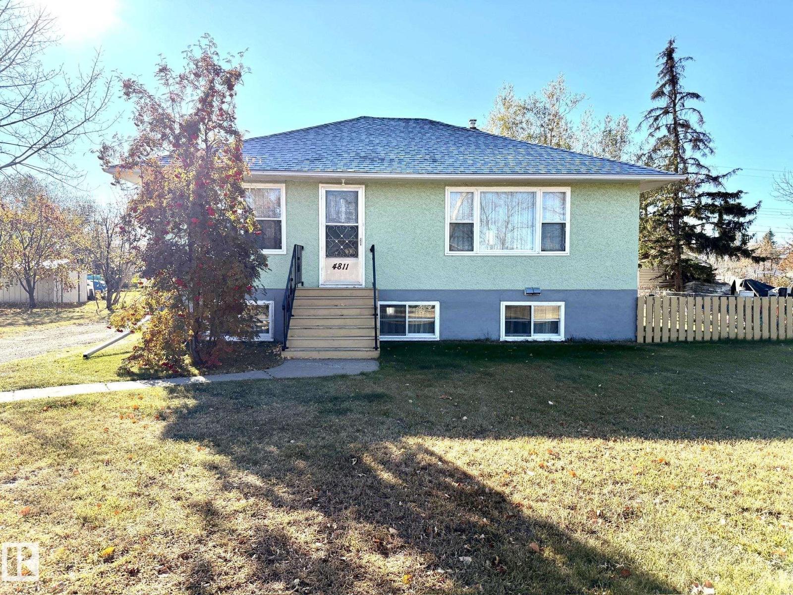 4811 51 Av, Lamont, Alberta  T0B 2R0 - Photo 2 - E4462105