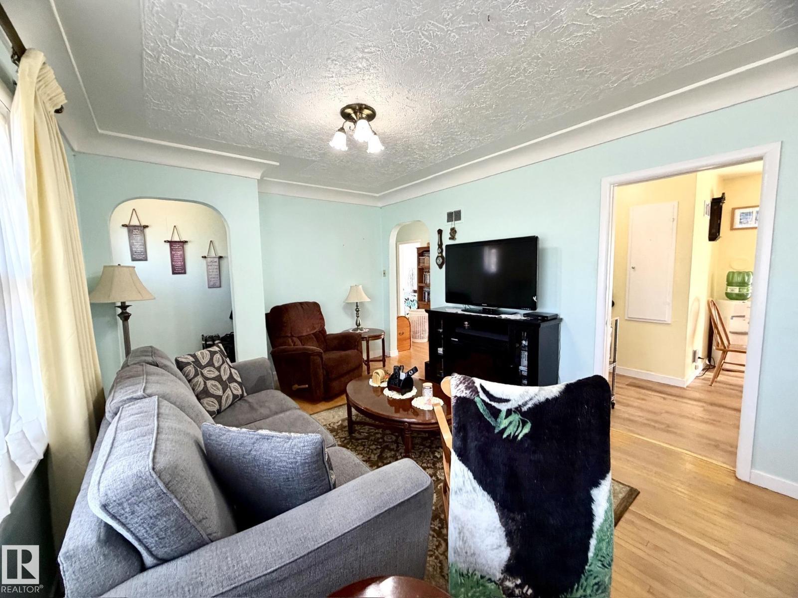 4811 51 Av, Lamont, Alberta  T0B 2R0 - Photo 9 - E4462105