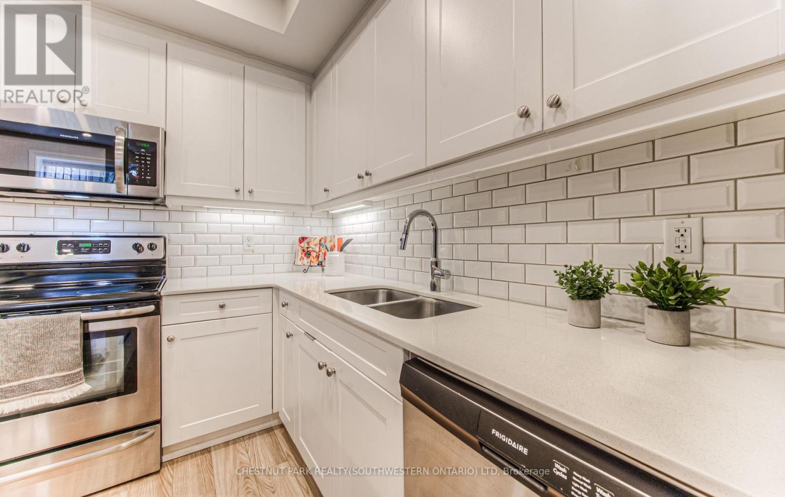 A103 - 112 Union Street E, Waterloo, Ontario  N2J 1C5 - Photo 35 - X12459296