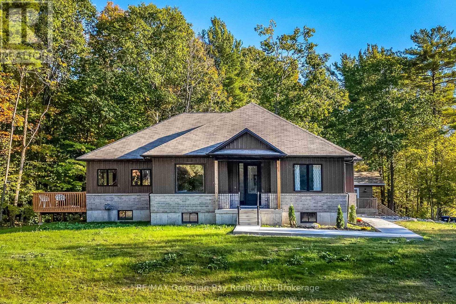 29 Rue Camille Road, Tiny, Ontario  L9M 1R3 - Photo 1 - S12462687