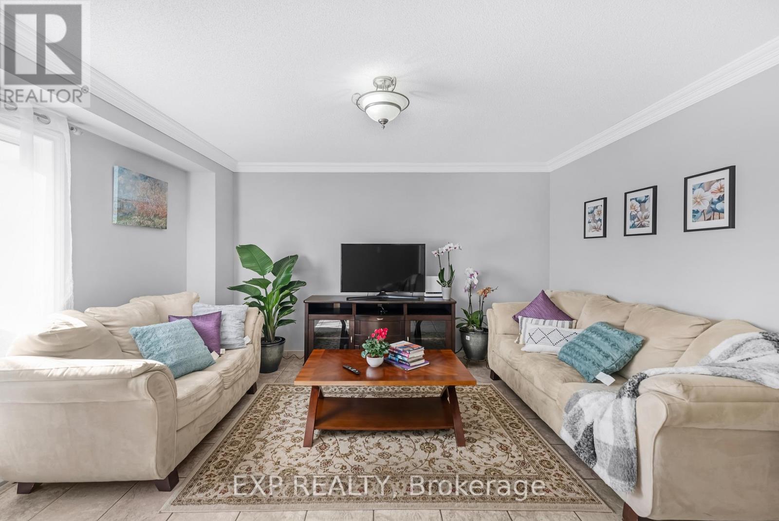 148 Taylorwood Avenue, Caledon, Ontario  L7E 1H8 - Photo 12 - W12462512