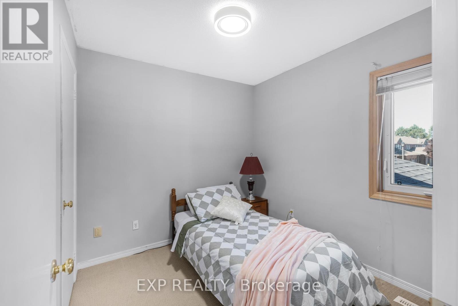 148 Taylorwood Avenue, Caledon, Ontario  L7E 1H8 - Photo 21 - W12462512