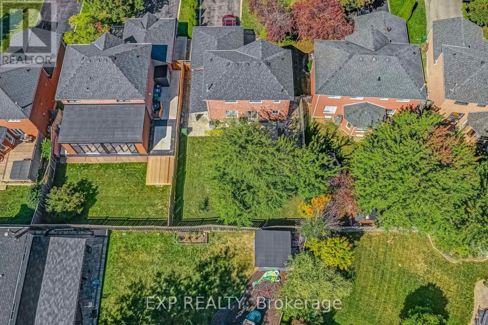 148 Taylorwood Avenue, Caledon, Ontario  L7E 1H8 - Photo 37 - W12462512