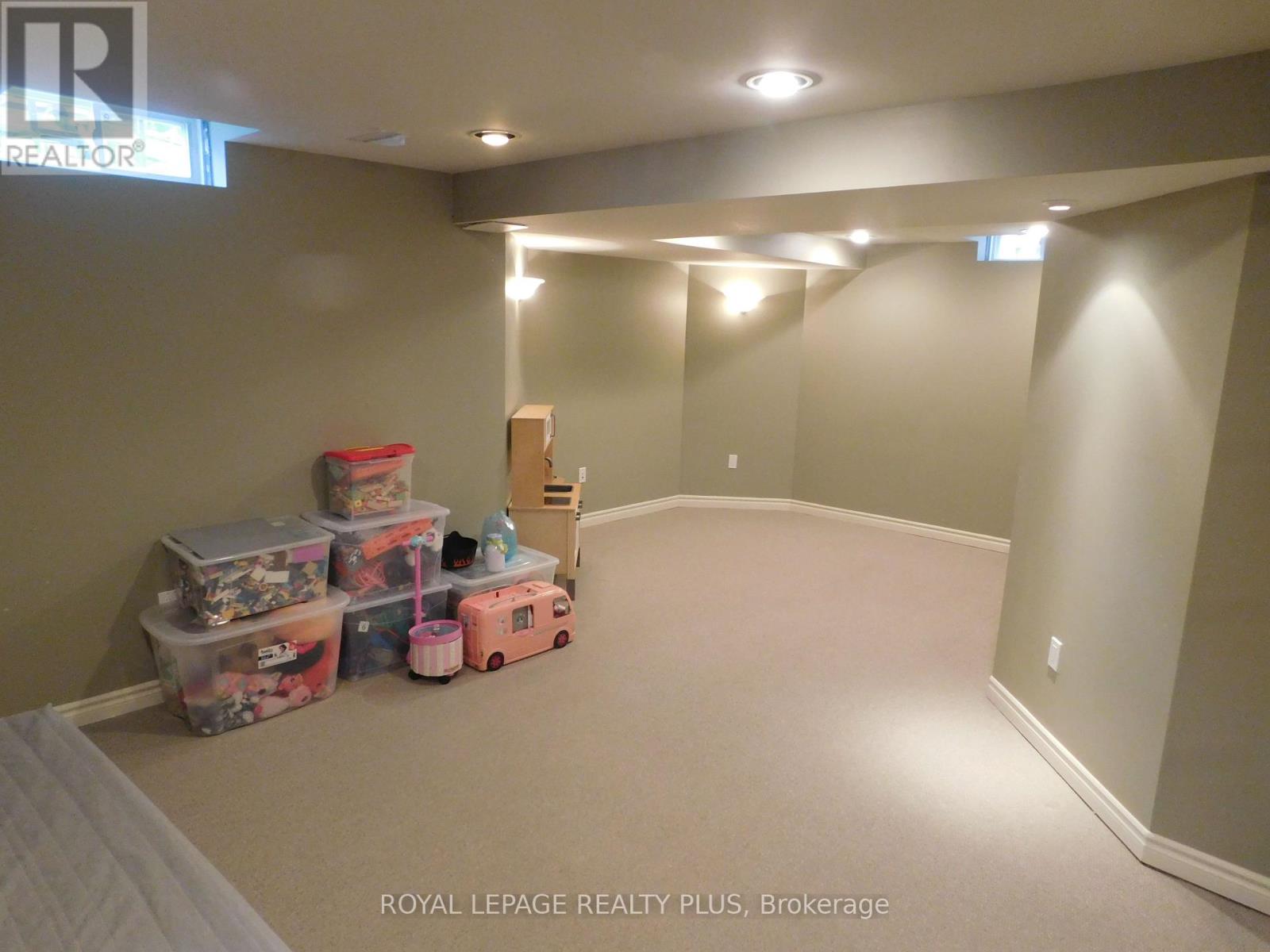 3424 Nutcracker Drive, Mississauga, Ontario  L5N 6E6 - Photo 35 - W12462531