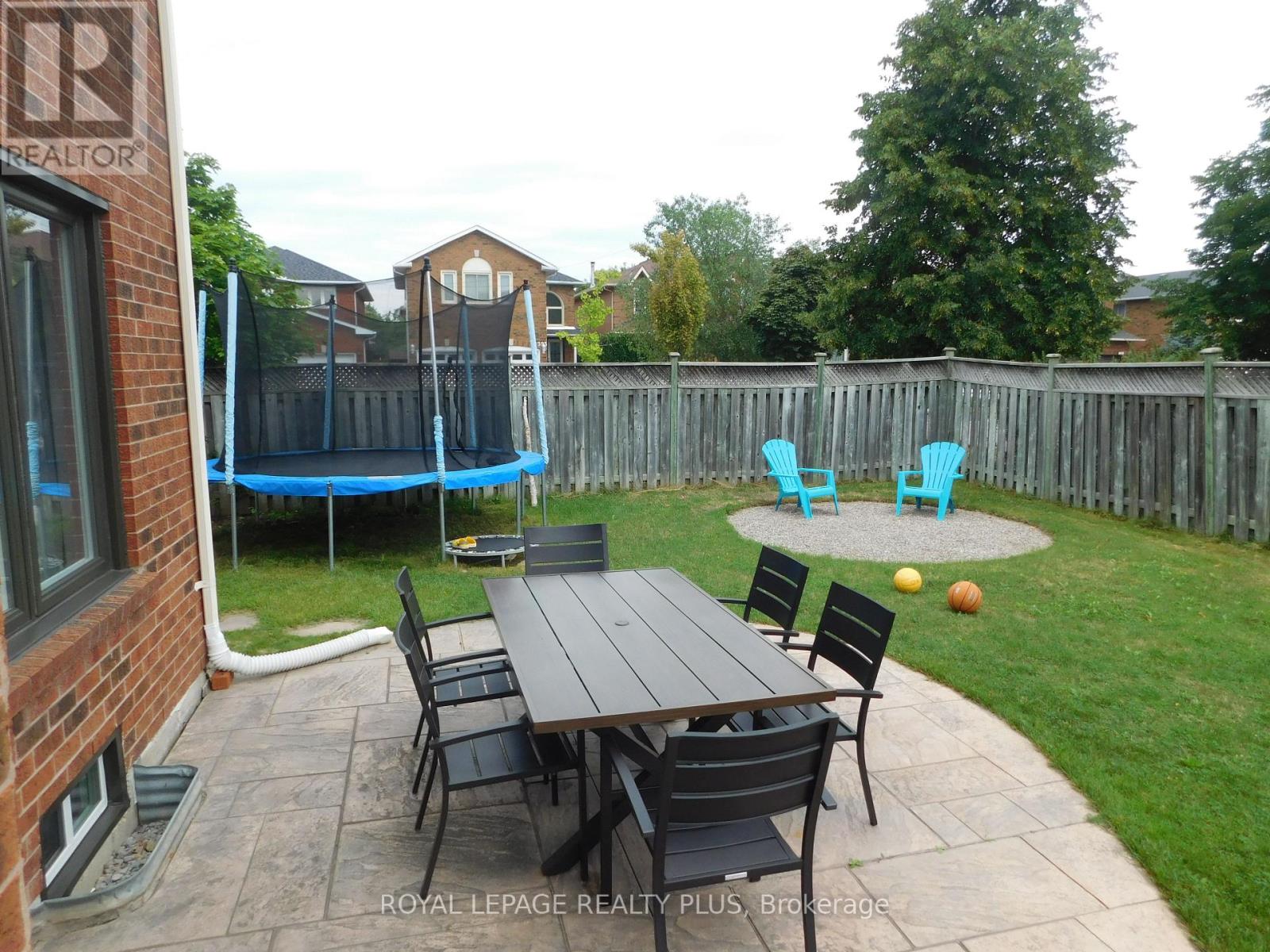 3424 Nutcracker Drive, Mississauga, Ontario  L5N 6E6 - Photo 38 - W12462531