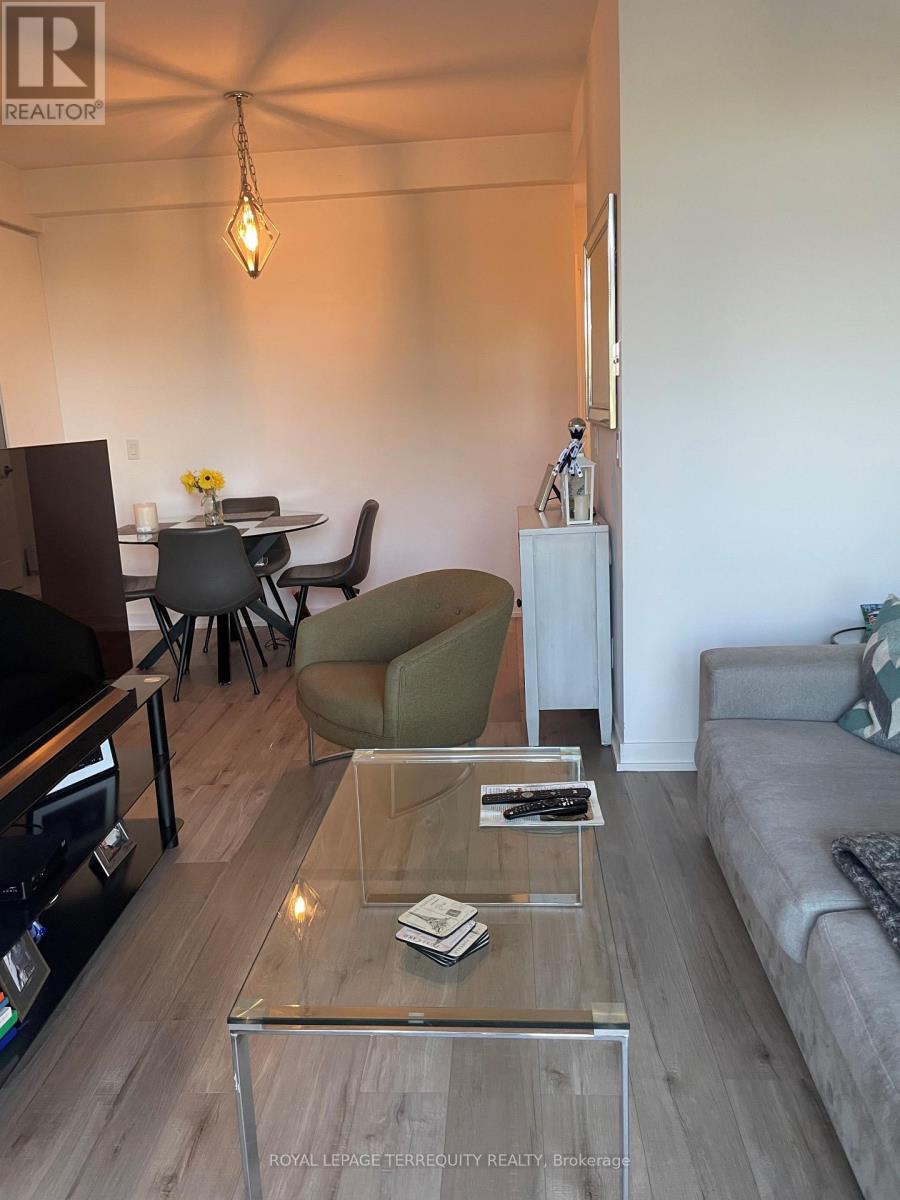 218 - 1135 Royal York Road, Toronto, Ontario  M9A 0C3 - Photo 9 - W12462552
