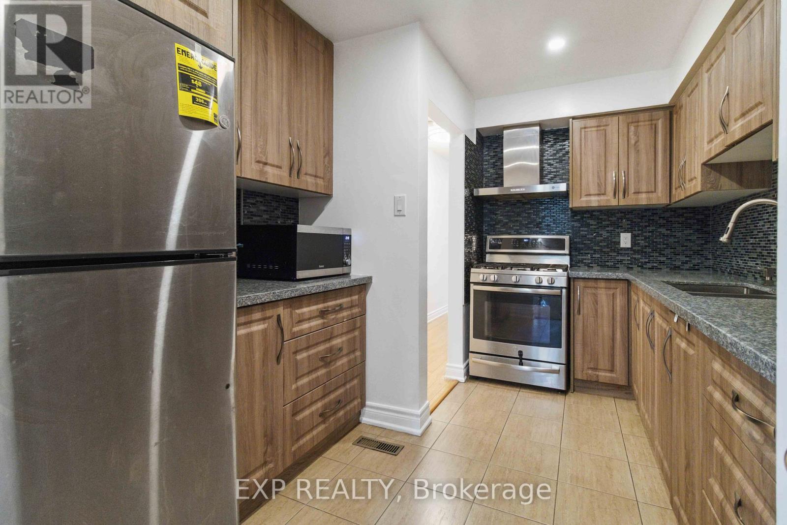 115 - 1180 Mississauga Valley Boulevard, Mississauga, Ontario  L5A 3M9 - Photo 10 - W12462562