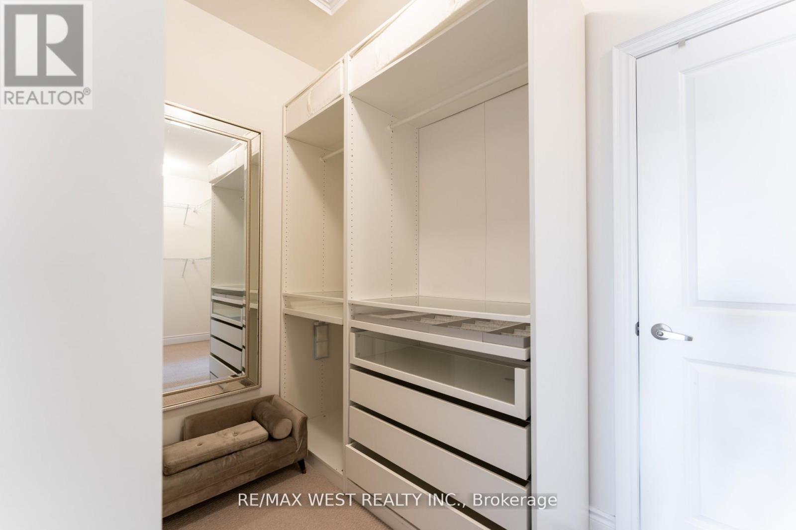 19 - 2172 Trafalgar Road, Oakville, Ontario  L6H 7H2 - Photo 21 - W12462571