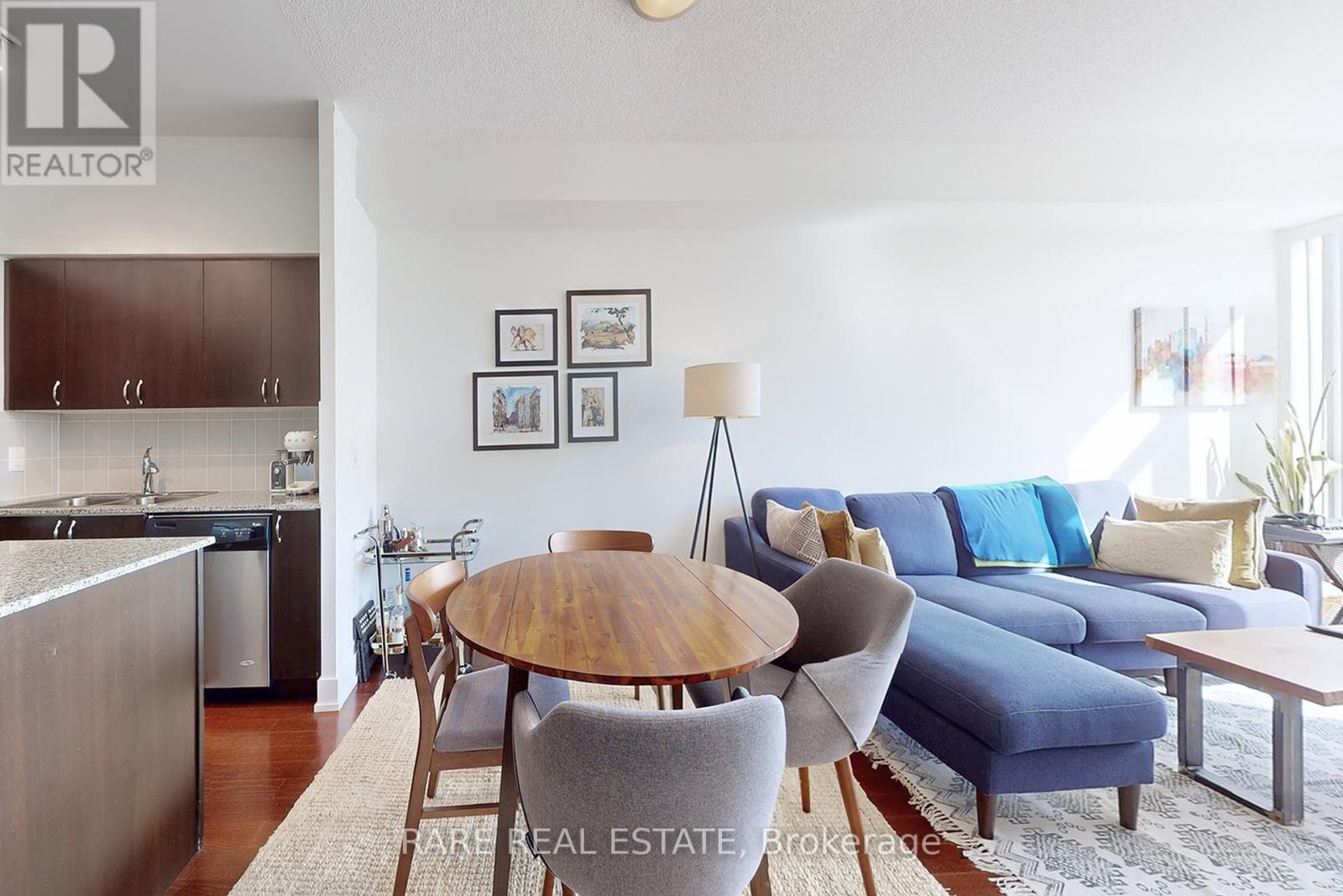 402 - 1638 Bloor Street W, Toronto, Ontario  M6P 0A6 - Photo 10 - W12462583