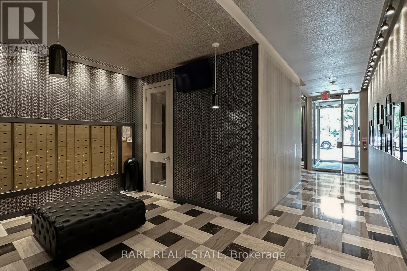 402 - 1638 Bloor Street W, Toronto, Ontario  M6P 0A6 - Photo 29 - W12462583
