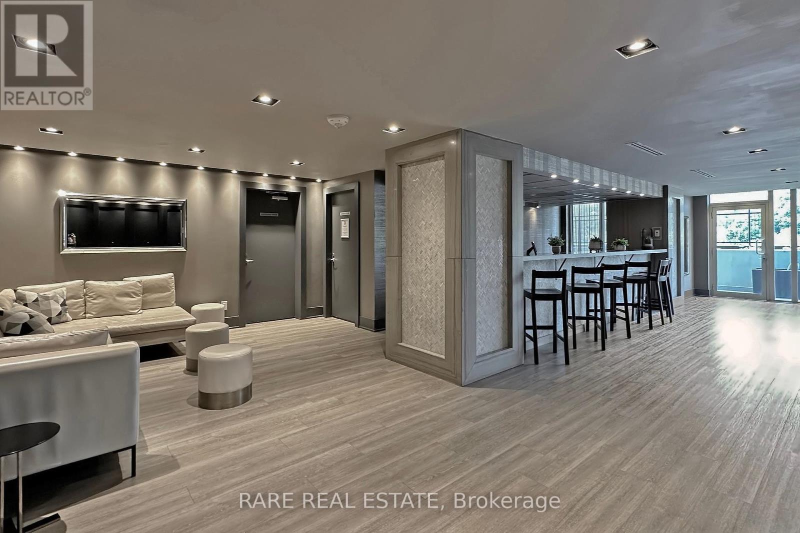402 - 1638 Bloor Street W, Toronto, Ontario  M6P 0A6 - Photo 35 - W12462583