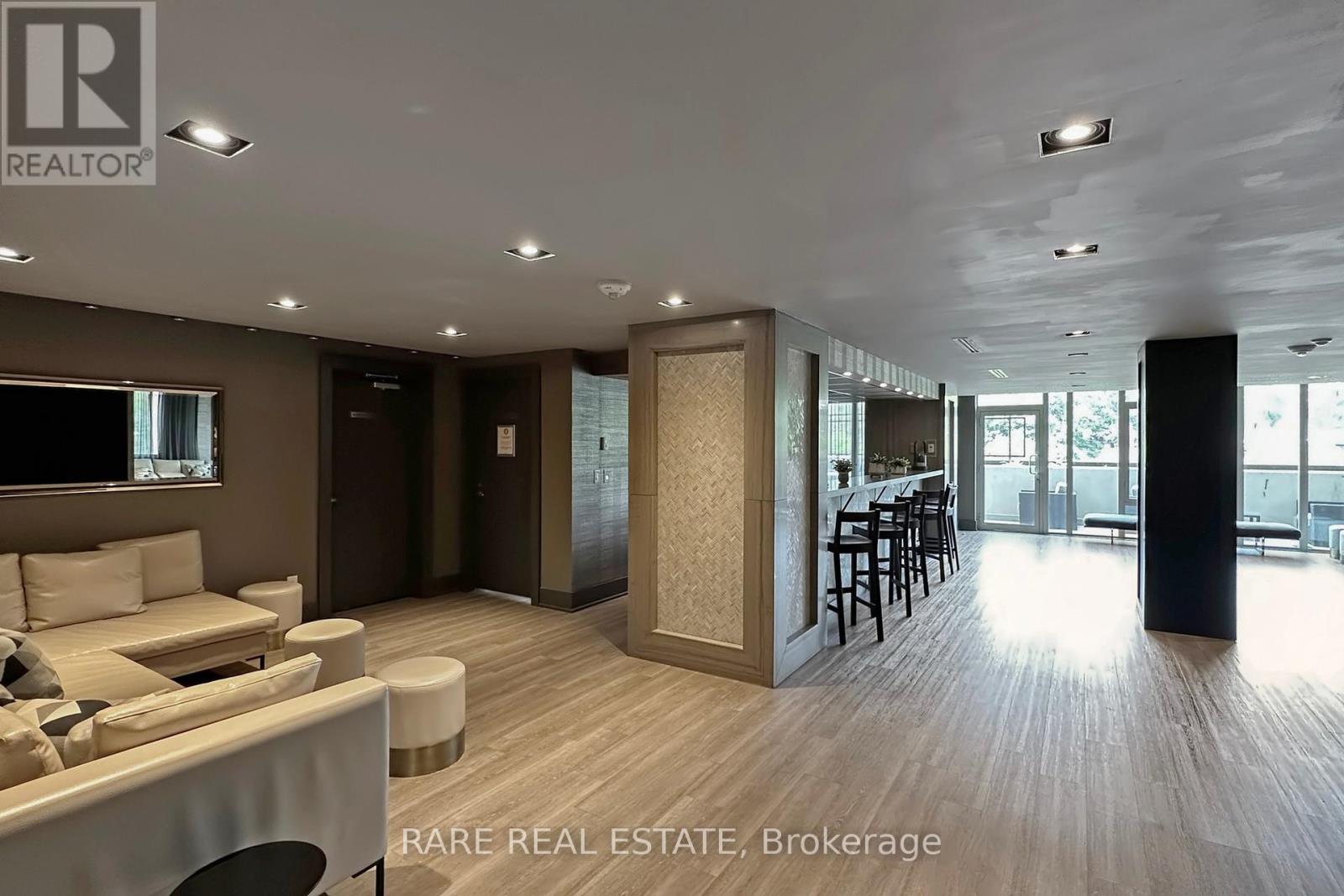 402 - 1638 Bloor Street W, Toronto, Ontario  M6P 0A6 - Photo 36 - W12462583