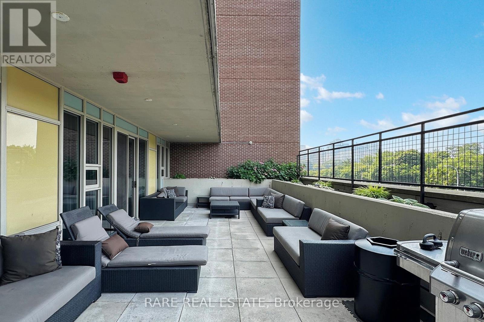 402 - 1638 Bloor Street W, Toronto, Ontario  M6P 0A6 - Photo 40 - W12462583