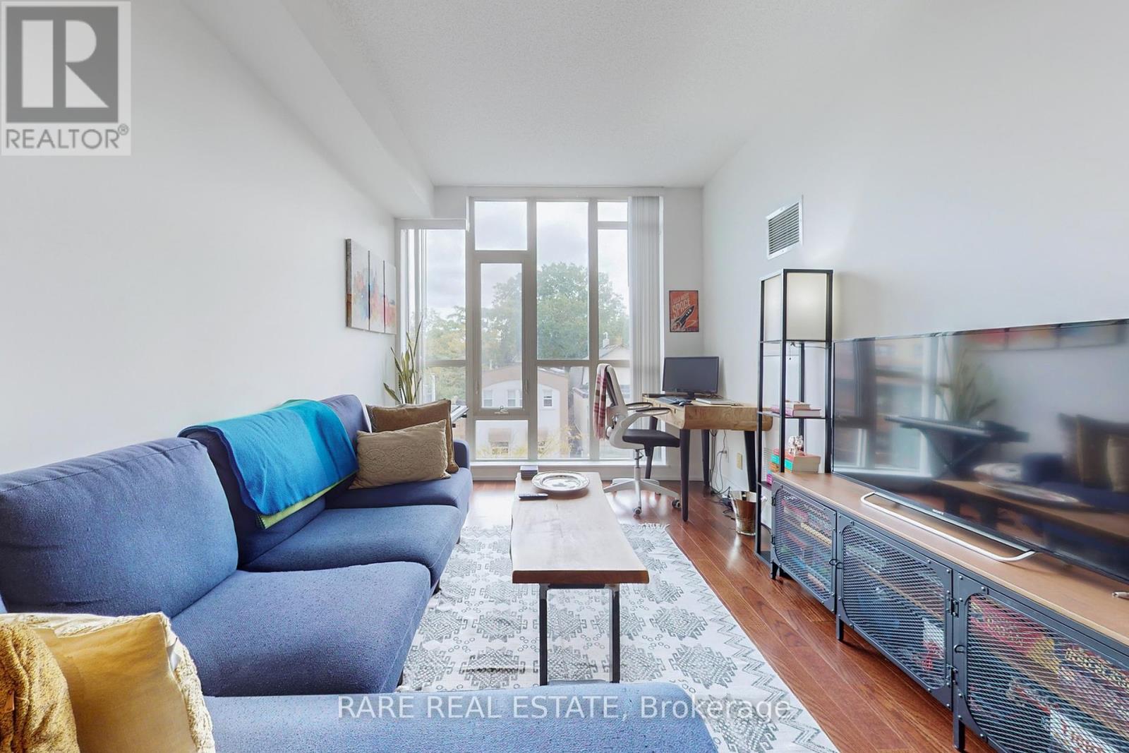 402 - 1638 Bloor Street W, Toronto, Ontario  M6P 0A6 - Photo 6 - W12462583